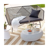 Meubles en pierre naturelle, table basse en galets personnalisée pour salon, table ronde en travertin blanc