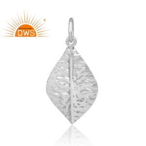 Colgante de pétalo martillado a mano, fabricante de joyería, plata fina, proveedor de joyería - Product Image 3