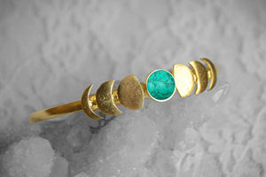 Chaîne lunaire étoilée en laiton, Design de la lune céleste, réglable, cristal Turquoise - Product Image 3