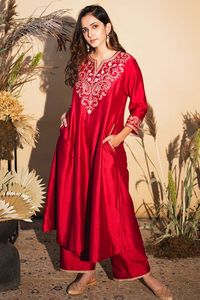 -TRENDY--DESIGNER--LONG--KURTA et ÉLÉGANT PLAAZO AVEC BRODERIE ÉLÉGANTE WORK---FOR Parti porter-robe pour la Fête/Mariage = 2021... - Product Image 2