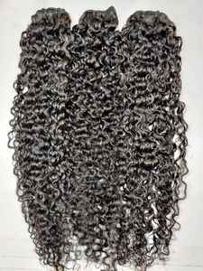 Perruques Tyagi Modèle 470 en Cheveux Indiens Remy Bruts Non Traités, Bouclés Serrés, 100% Alignés dans le Sens de la Cuticule, Perruques Vierges, Queue de Cheval, Fermeture Frontale en Dentelle - Product Image 3