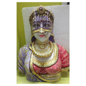 Hermosa escultura hecha a mano de Bani Thani - Product Image 1