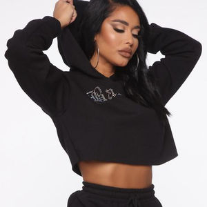 Sudadera con capucha de manga larga recortada de tela de rizo francés personalizada para mujer, Top corto de invierno con logotipo de diamantes de imitación, estilo para niñas - Product Image 1