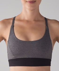 Sujetadores deportivos de Yoga a prueba de golpes con espalda cruzada de talla grande para mujer, ligeros, transpirables, con forro de licra, hebilla, ropa deportiva para gimnasio - Product Image 3
