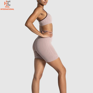 Offres Spéciales – Ensemble de Vêtements de Sport Légers Grande Taille pour Femme : Shorts de Yoga et Brassière de Sport Personnalisable et Respirante - Product Image 2