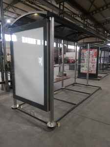 Forma personalizada moderna 12V luz LED de baja potencia autobús refugio exterior Rectangular acero CLP MUPI parada de autobús para publicidad cajas de luz - Product Image 3