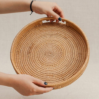 Ensemble de deux plateaux en rotin Vgreenart, forme ronde, style rustique, faits à la main avec poignées, taille et forme personnalisées, couleur naturelle