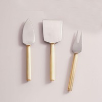 Ensemble de couteaux à fromage multifonctionnels en acier inoxydable avec manche en laiton massif à motif d'insectes en relief, décoratifs et écologiques