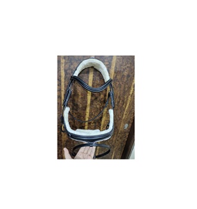 Bride de cheval en cuir anatomique durable avec rembourrage en peau de mouton et bande de front en cristal pour le saut à cheval - Product Image 2