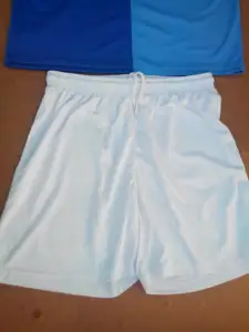 फुटबॉल वर्दी बंडलों फुटबॉल पहनने सेट यूनिसेक्स वयस्कों के लिए कस्टम रंग खेलों