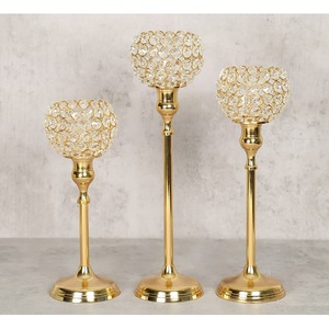 Porte-bougie en métal fait main de luxe de la dernière conception, de la plus haute qualité, dans différentes formes et tailles pour la décoration de la maison, meilleur prix en Inde - Product Image 5