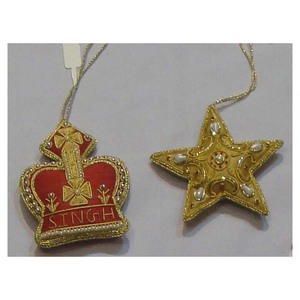 งานปักลายซารี ของประดับตกแต่งคริสต์มาส รูปดาว - Product Image 1