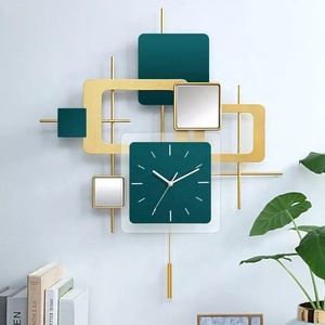 Panel de arte de pared de Metal hecho a mano de aspecto moderno - Product Image 1