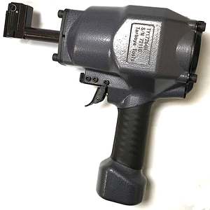 หมัดรูนิวเมติกเหมาะสำหรับใช้กับสแตนเลสและแผ่นอลูมิเนียมถึง<span class=keywords><strong>2.3</strong></span>-5.0มม. ทำงานเงียบสั่นสะเทือนต่ำ - Product Image 2