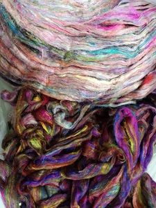 Fibre de soie Tussah solide, écologique, faite à la main, en sacs de 1 kg, large assortiment de couleurs pour les magasins de fibres - Product Image 4