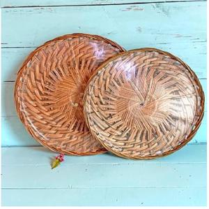 Plateau de service en rotin avec cadre en bois parfait pour les ustensiles de cuisine à la maison et le service des aliments - Product Image 6