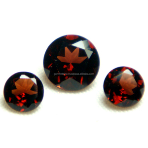 โกเมนสีแดงธรรมชาติรูปร่างผสมอัญมณีหลวมทำด้วยมือตัดเหลี่ยมเพชรพลอยโกเมนแบบกึ่งสังเคราะห์ - Product Image 3