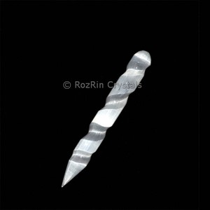 Acheter en ligne des baguettes pointues en spirale de sélénite: baguettes pointues en spirale de sélénite à vendre - Product Image 1