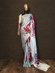 ส่าหรีผ้าไหมซาตินพิมพ์ลายดิจิทัลพร้อมเสื้อชิ้นชุดสำหรับงานปาร์ตี้ส่าหรีของผู้หญิงอินเดีย - Product Image 2