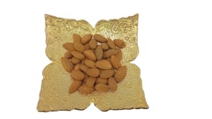 Tazón de Metal Pulido Minimalista Ecológico Chapado en Oro de 24 Quilates para Servir Frutos Secos o para Regalar - Product Image 3