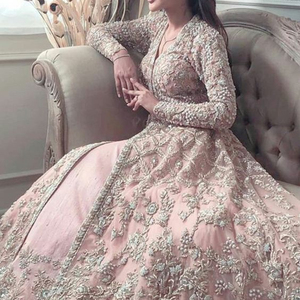 Vestido de novia elegante de diseño indio/paquistaní, bordado elegante, embellecido JACKET-LEHENGA, trabajo para boda @ 2022 - Product Image 1