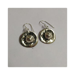 ต่างหูสตั๊ดสีเงินของชนเผ่าทรงกลมสวยงาม925สเตอร์ลิงได้รับแรงบันดาลใจจากรูปทรงดวงจันทร์ผู้ขายอินเดียสำหรับงานแต่งงาน - Product Image 1