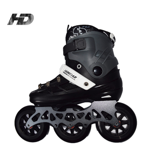 ออกแบบใหม่ Patines ปรับขนาดอินไลน์โรลเลอร์สเก็ตที่มี3ล้อ