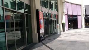 Panneau d'affichage mural extérieur double face MUPI moderne de forme personnalisée Cadre en aluminium 12V A4 Low Power LED Rectangle Advertising Light - Product Image 5