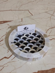 Bandeja rectangular ecológica de diseño árabe para servir con incrustaciones de hueso Mother Pearl para hoteles, restaurantes y regalos Eid - Product Image 3