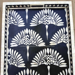 Plateaux indiens faits à la main à prix très bas Ensemble de plateau d'incrustation d'os Décoration intérieure par United Trade World - Product Image 1