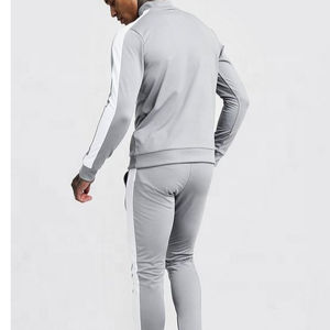 Nuevo diseño de chándal dos OEM mujeres Otoño Invierno básico Casual sudor Jogger sudaderas con capucha y pantalones 2 piezas ropa deportiva conjunto de manga larga ropa deportiva chándales pieza Jogger conjunto para hombres Flare - Product Image 1