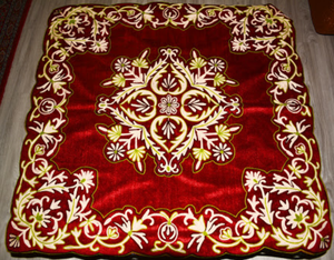 Modern Style Hand Embroidery <b>Table</b> <b>Runner</b> - Product Image 1