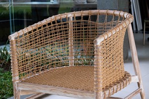 Silla de Comedor de Mimbre y Madera de Teca para Exteriores, Estilo Minimalista, Ideal para Villas y Parques, de Sevilla, Muebles Ecológicos y Duraderos, en Oferta - Product Image 2