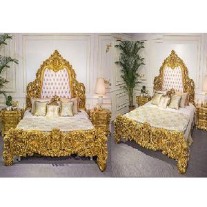 Lit King Size de style arabe impérial en bois de teck, finition dorée de luxe, sculpté à la main, léger, tabourets de chevet plaqués or royal, pas cher - Product Image 1