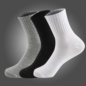 Chaussettes <span class=keywords><strong>de</strong></span> sport personnalisables XiangHui pour couple, avec logo sur mesure, idéales pour la course estivale en extérieur – Vente en gros - Product Image 6