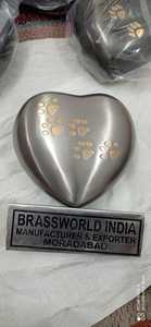 Urne funéraire en forme de cœur de style américain Brassworld India pour animaux de compagnie, modèle BWI-786-205, fournitures funéraires - Product Image 4