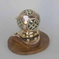 Casco de latón dorado de cobre puro, accesorio de exhibición del fabricante indio - Product Image 3