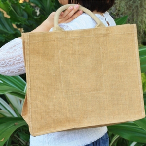 Sacs en jute 100% OEM, fournisseur indien, sac de shopping en jute pour usage polyvalent, en promotion. - Product Image 2