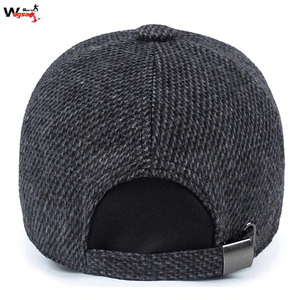 Gorra de Camionero Personalizada - Colores y Logotipo Personalizables, Orejeras Gruesas y Cálidas, Tela Común - Product Image 5