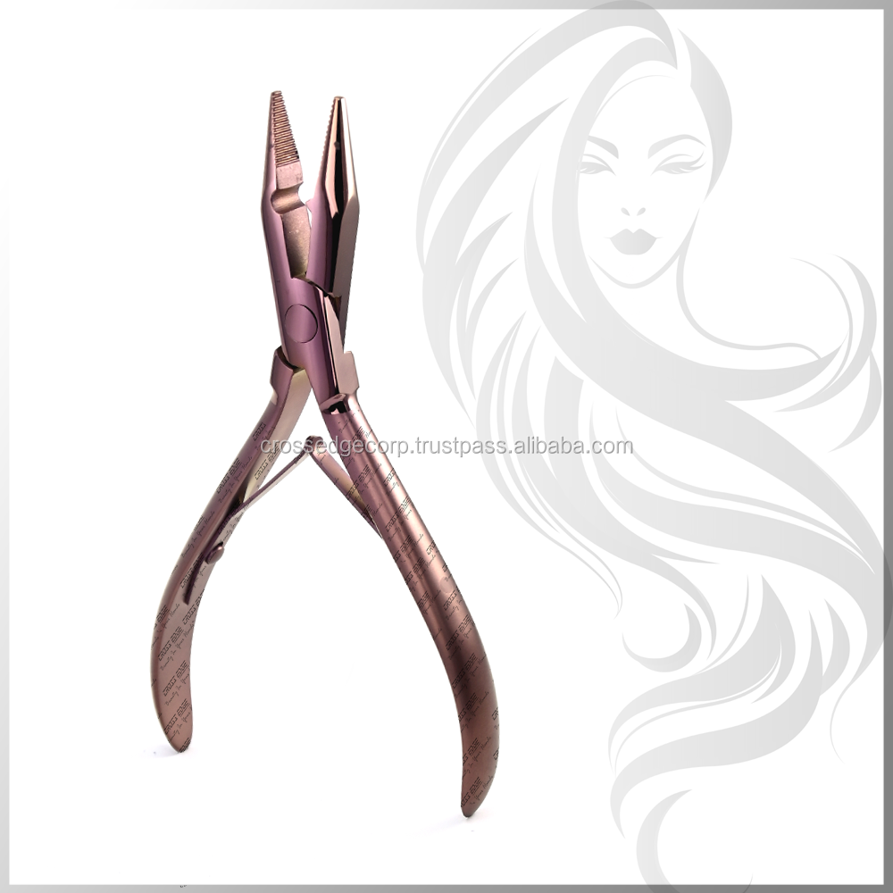 ขากรรไกรสีโรสโกลด์เปล่งประกายพร้อมตัวเครื่องแบบด้าน