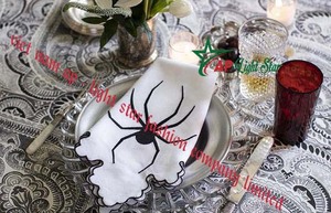 Serviettes en lin avec motifs floraux brodés à la main, technique de crochet, style Feng Shui, cadeau d'affaires - Prix compétitif - Product Image 4