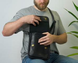 Handmade Bliss Personalized Leather Crossbody Bag with Magnetic Clip for Men - Product Image 1