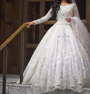 Diseñador 2019 blanco hasta el suelo vestido de novia indio/pakistaní con trabajo de bordado Zardozi pesado hermoso y elegante - Product Image 1