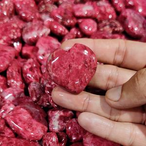 พลอยรูปหัวใจ thulite ธรรมชาติงานฝีมือหินกึ่งมีค่าสำหรับตกแต่งบ้านตามหลักฮวงจุ้ยแรงบันดาลใจ - Product Image 3