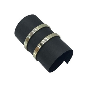 Vente en gros rond rond en métal, anneau de serviette de TABLE de haute qualité nouveau DESIGN anneau de serviette en métal argenté - Product Image 1