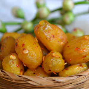 แอมบาเรลล่าอบแห้งแบบนุ่ม รสเผ็ดอร่อย ขนมขบเคี้ยวรสหวานอมเปรี้ยว รสชาติอร่อย น้ำตาลน้อย ผลิตในเวียดนาม ปราศจากกลูเตน เหมาะสำหรับทานกับชา - Product Image 3