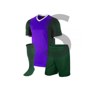 Venta al por mayor de camisetas de fútbol de diseño personalizado de calidad Kits de uniformes para hombres Ropa de fútbol para niños Servicio OEM Técnica de impresión - Product Image 5