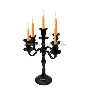 Chandelier élégant en aluminium blanc antique à 4 bras pour bougies coniques, support de décoration pour la maison - Product Image 2