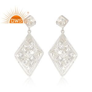 ต่างหูเงินแท้ประดับพลอยออนิกซ์สีเขียว งานแฮนด์เมดสำหรับผู้หญิง คอลเลคชั่นคลาสสิก - Product Image 3