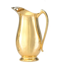 Pichet en argent en laiton poli avec modèle de style religieux gravé de raisins supérieurs pour fournitures d'église cadeau religieux - Product Image 2